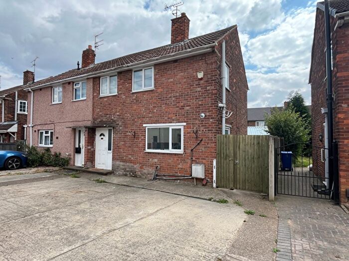 3 Bedroom Property To Rent In Woodside Road, Doncaster, DN5