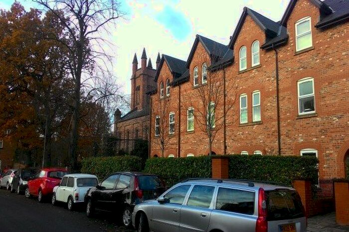 2 Bedroom Flat To Rent In St. Pauls Road, Manchester, M20