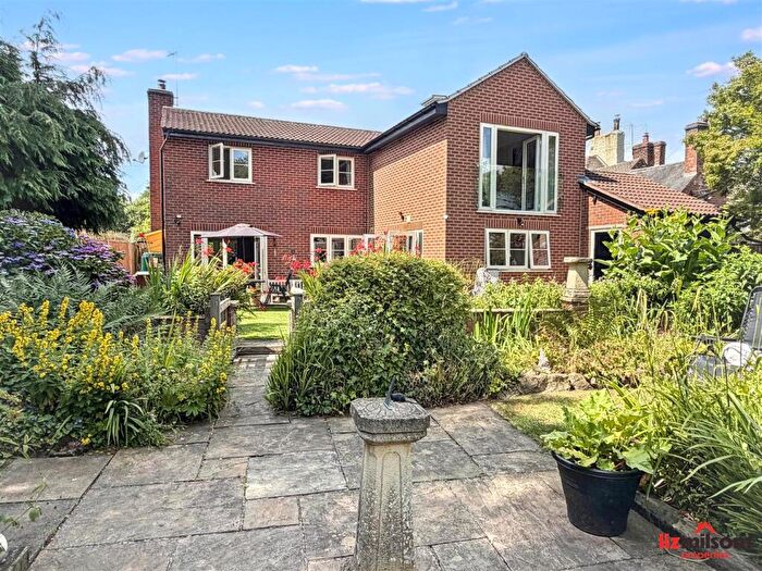 4 Bedroom Detached House For Sale In 'Field View' Brook Street, Hartshorne, DE11