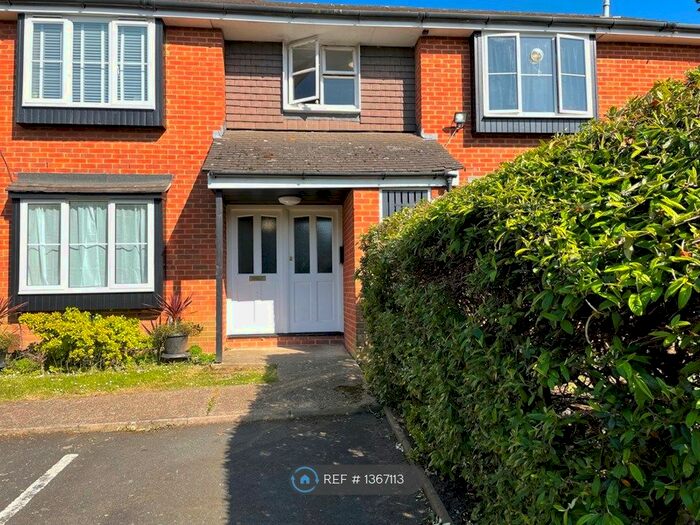 Studio To Rent In Brantwood Way, Orpington, BR5