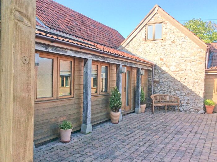 1 Bedroom Flat To Rent In Swallows Barn, Itchington, Alveston, Bristol, BS35