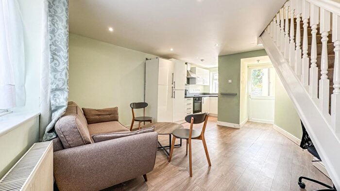 1 Bedroom Terraced House To Rent In Marksbury Road, Bedminster, BS3