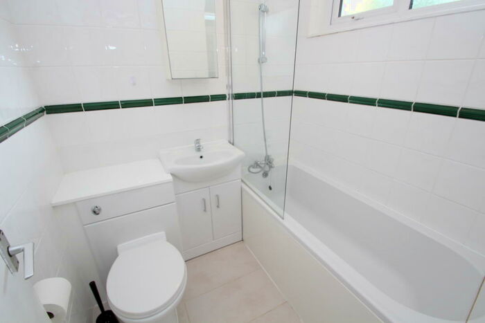 Studio To Rent In Altyre Road, Croydon, CR0