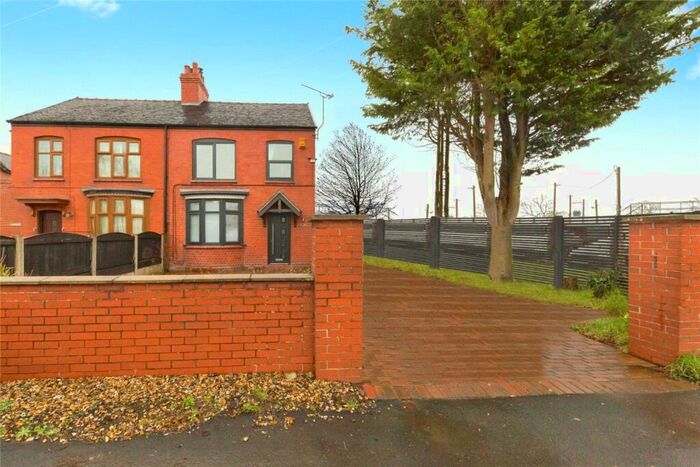 3 Bedroom Semi-Detached House For Sale In Middlewich Road, Bradfield Green, Crewe, Cheshire, CW1