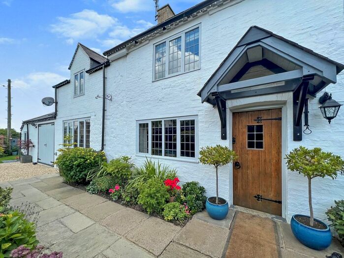 3 Bedroom Cottage For Sale In Blacksmiths Lane, Northend, Southam, CV47