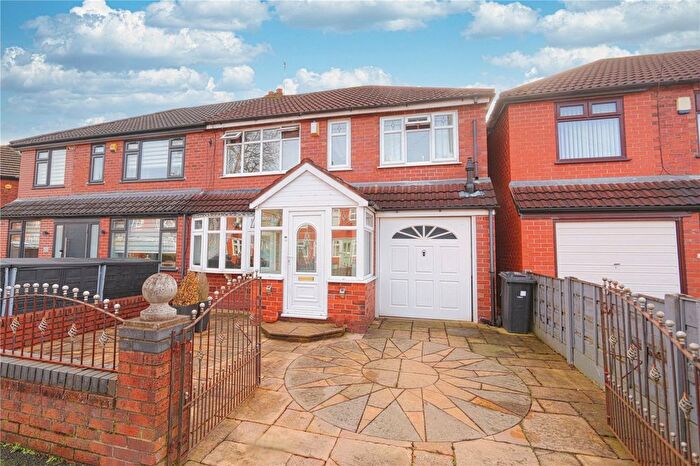 4 Bedroom Semi Detached House For Sale In Anson Road, Denton, Manchester, M34