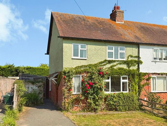 3 Bedroom Semi-detached House For Sale In Swain Road, St. Michaels, Tenterden, TN30
