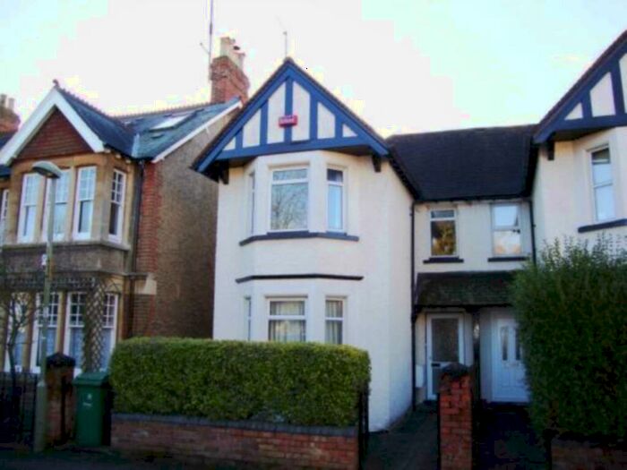 4 Bedroom Semi-Detached House To Rent In Minster Road, East Oxford **Hmo Property**, OX4