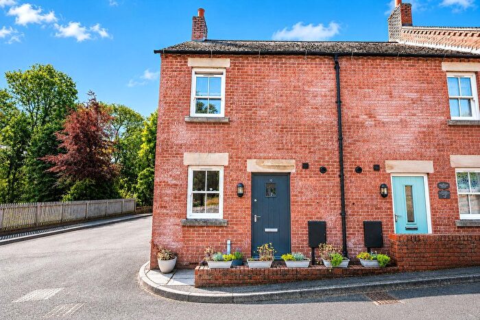 2 Bedroom End Terrace House For Sale In Cemetery Lane, Wirksworth, Matlock, Derbyshire, DE4