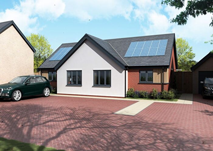 2 Bedroom Semi-Detached Bungalow For Sale In Skylark Rise, Oulton, NR32