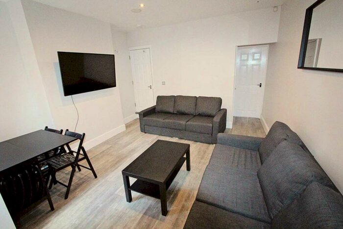 6 Bedroom Terraced House To Rent In Frederick Street, Loughborough, LE11