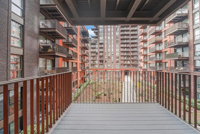 1 Bedroom Apartment To Rent In Embassy Gardens, London, SW11