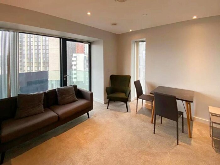 2 Bedroom Flat To Rent In Local Blackfriars, Bury Street, Manchester -, M3