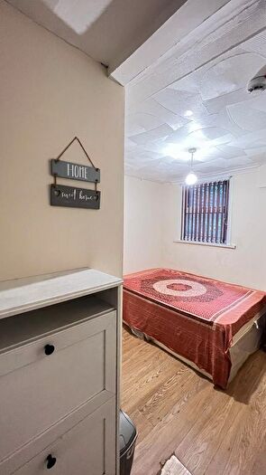 Studio To Rent In Cromwell Road, Luton, LU3