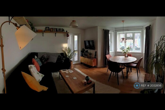 2 Bedroom Flat To Rent In Holmfield House, London, E17