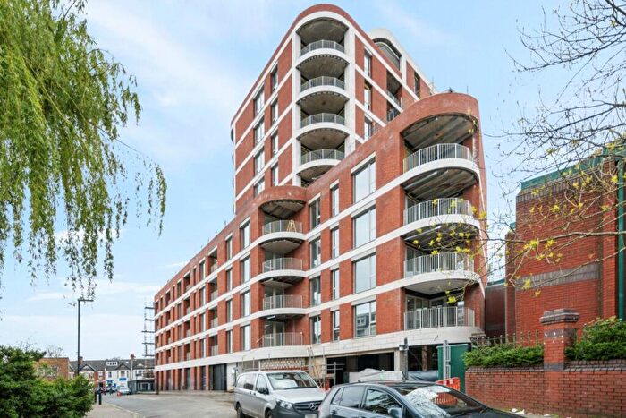 2 Bedroom Flat To Rent In A High Mead, Harrow, HA1