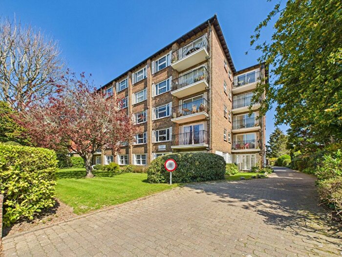 2 Bedroom Flat For Sale In Camargue Court, , Downview Road, Worthing, BN11