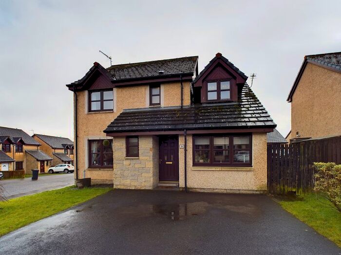 5 Bedroom Detached House For Sale In Castledyke Way, Carstairs, Lanark, ML11