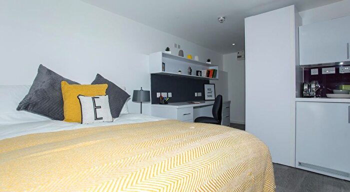 Studio To Rent In The Pavement, Popes Lane, London, W5