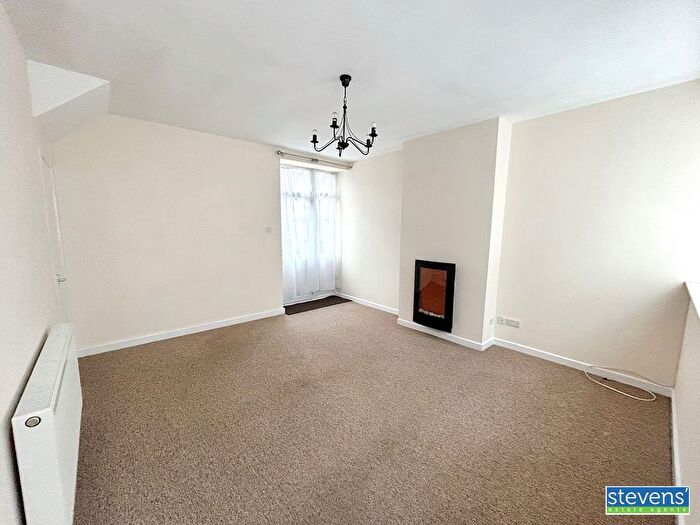 2 Bedroom End Of Terrace House To Rent In North Street, Okehampton, EX20