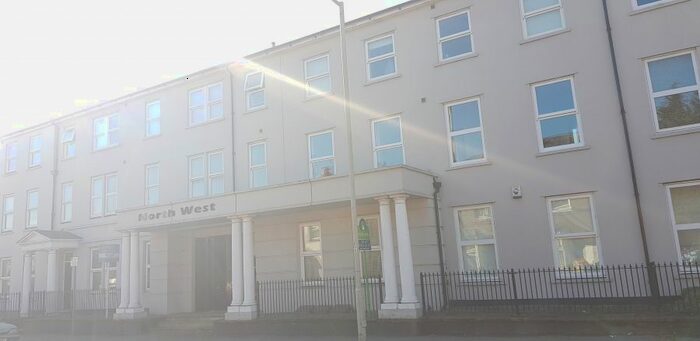 2 Bedroom Flat To Rent In Woodford Road, Watford, WD17