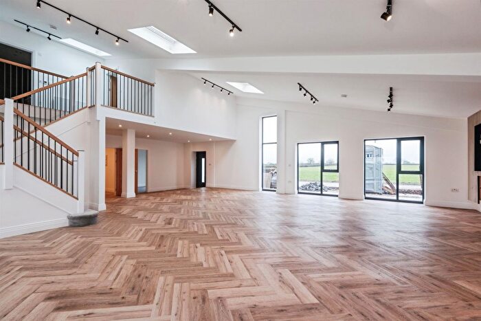 4 Bedroom Barn Conversion For Sale In Hillesden, Hillesden, Buckingham, MK18