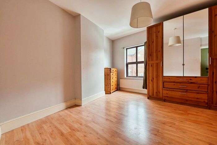 3 Bedroom Terraced House For Sale In Albert Road, Hinckley, Leicestershire, LE10