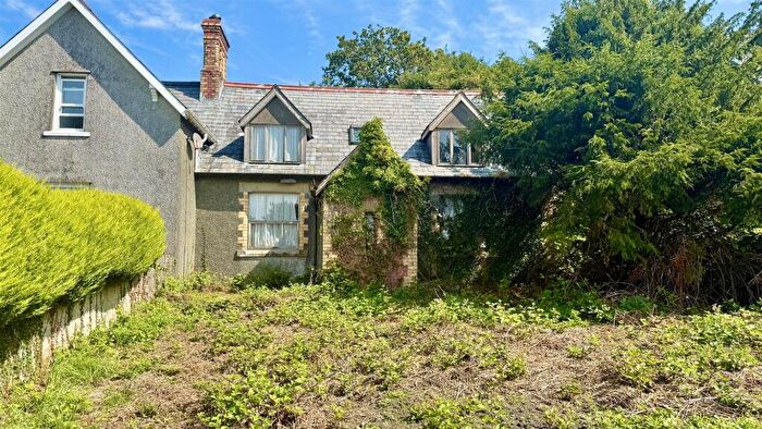 2 Bedroom House For Sale In Talsarnau, LL47