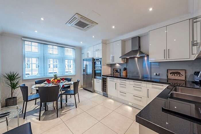4 Bedroom Flat For Sale In Knightsbridge, Parkside Knightsbridge, SW1X