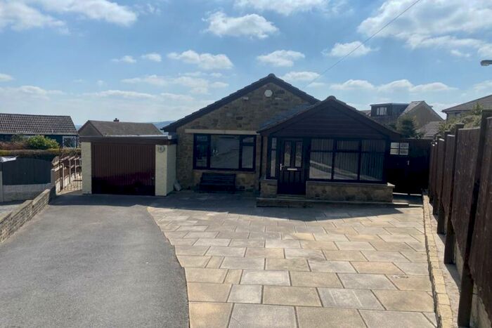 3 Bedroom Detached Bungalow To Rent In Springfield Court, Keighley, BD20
