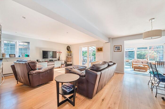 4 Bedroom Detached House For Sale In Northchapel, Petworth, GU28