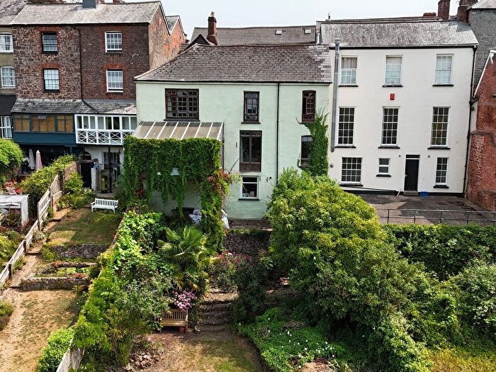 4 Bedroom Terraced House For Sale In St. Peter Street, Tiverton, EX16