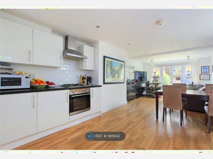 2 Bedroom Flat To Rent In Caldervale Road, London, SW4