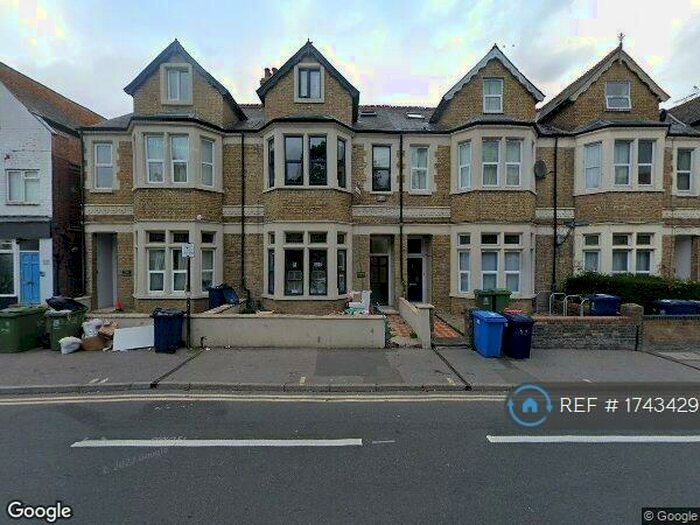 2 Bedroom Semi-Detached House To Rent In Cowley Road, Oxford, OX4