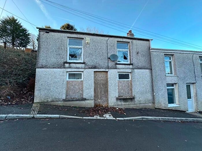 2 Bedroom End Terrace House For Sale In High Street, Ebbw Vale, NP23