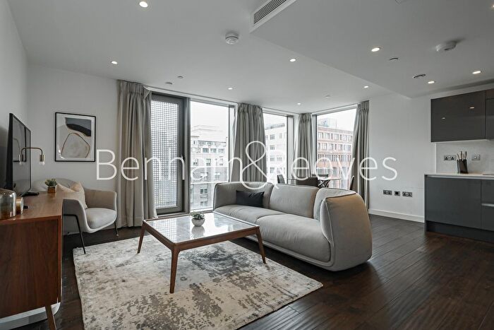 2 Bedroom Flat To Rent In Royal Mint Street, Tower Hill, E1