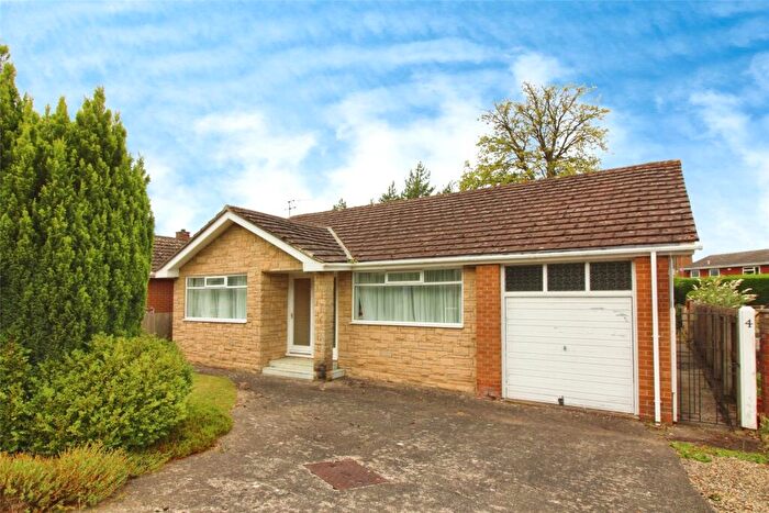 2 Bedroom Bungalow For Sale In West View, Darlington, DL3