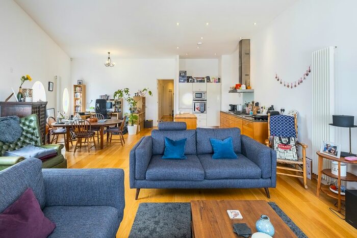 2 Bedroom Flat To Rent In Mumford's Mill, Greenwich, SE10