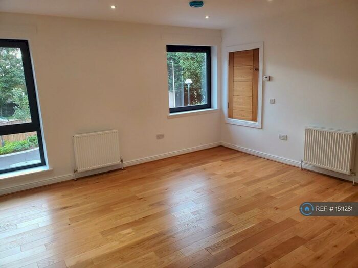 2 Bedroom SemiDetached House To Rent In Ladywell Ave Corstorphine