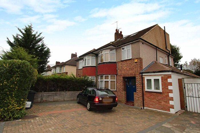 4 Bedroom Semi-Detached House To Rent In Clarence Avenue, New Malden, KT3