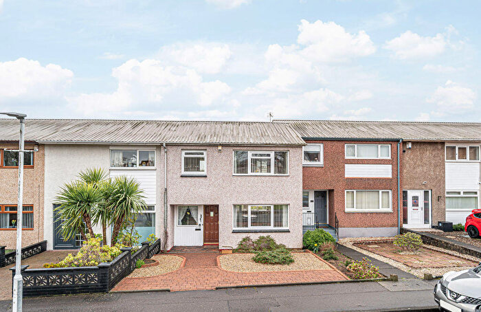 3 Bedroom Terraced House For Sale In Lindores Drive, Kirkcaldy, KY2