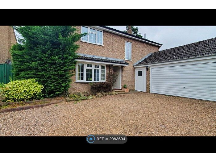 4 Bedroom Detached House To Rent In Pinfold Close, Oakham, LE15