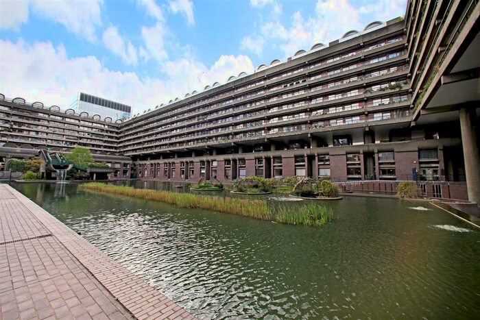 2 Bedroom Flat To Rent In Andrewes House, Barbican, London, EC2Y