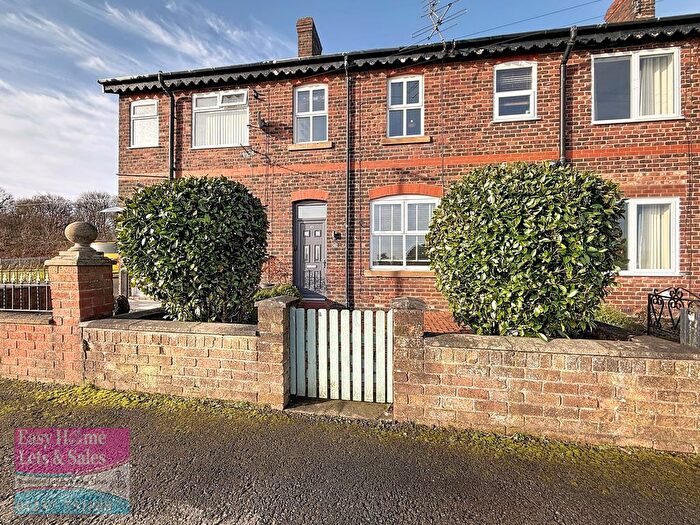 2 Bedroom Terraced House For Sale In Hutton St, Standish, Wigan, WN1