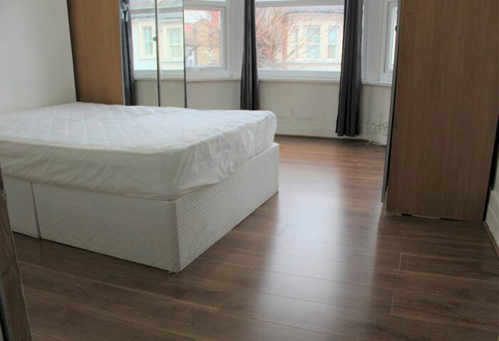 1 Bedroom Flat To Rent In Churchmead Road, London, NW10