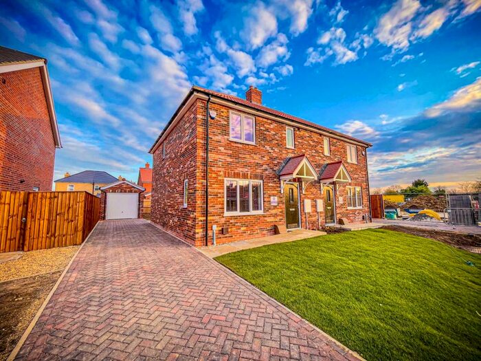 3 Bedroom Semi-Detached House To Rent In Chadwick Road, Dunholme, Lincoln, LN2