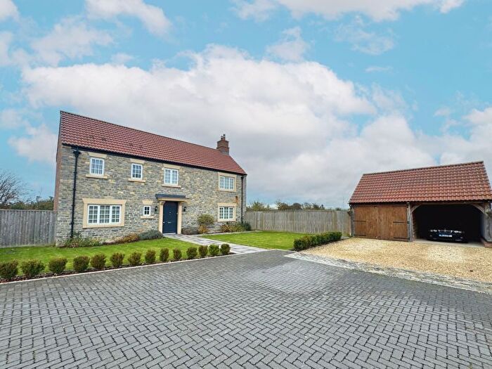 4 Bedroom Detached House For Sale In Luns Close, Keinton Mandeville, Somerton, TA11
