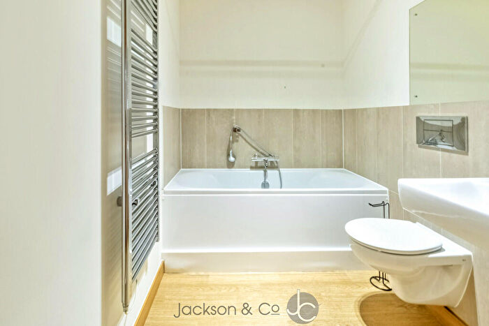 2 Bedroom Apartment To Rent In Sail House, Colchester, CO2