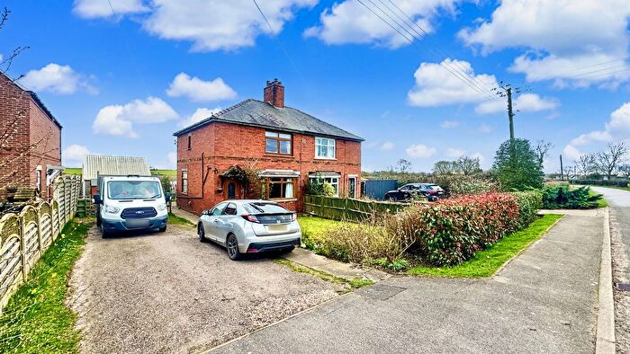 3 Bedroom Semi-Detached House For Sale In Snelland Road, Wickenby, Lincoln, LN3