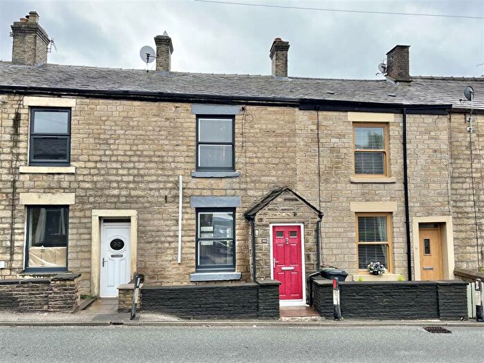2 Bedroom Terraced House For Sale In Manchester Road, Tintwistle, Glossop, SK13